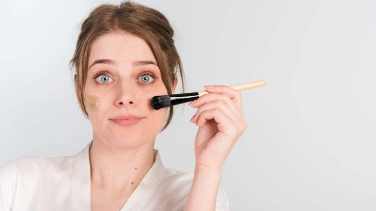 Cómo esculpir mi rostro sin contouring pesado ni exceso de producto