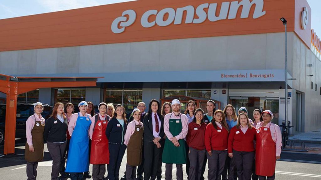Consum lanza 3.500 ofertas de empleo para este verano: no se requiere experiencia