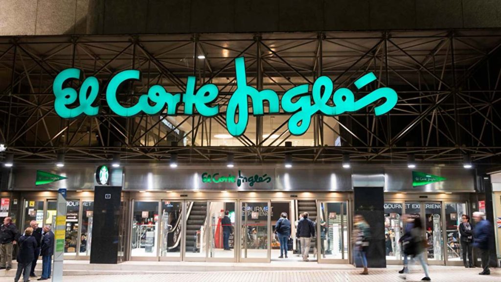 El Corte Inglés cierra dos centros históricos en esta ciudad: un cambio que marca el fin de una era
