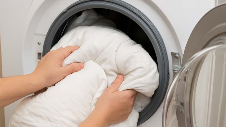 La idea brillante para lavar tu edredón en casa y dejarlo como nuevo sin estropearlo