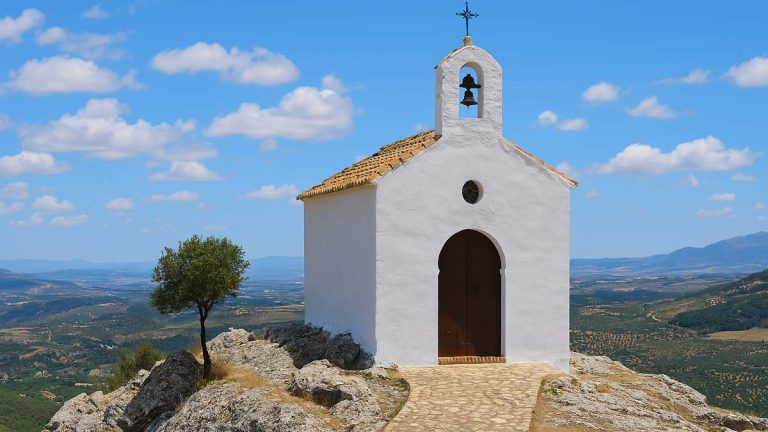 Pequeñas ermitas con grandes historias: una ruta emocional por el corazón de Andalucía