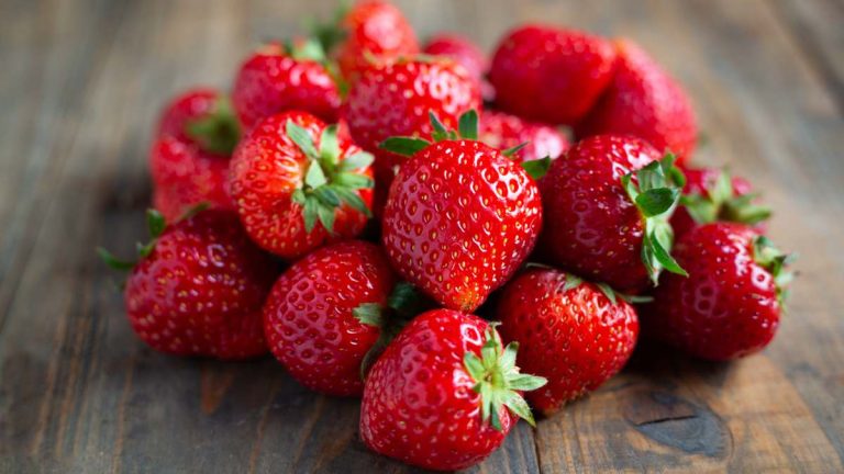 El truco que debes conocer sí o sí para conservar las fresas frescas durante mucho más tiempo